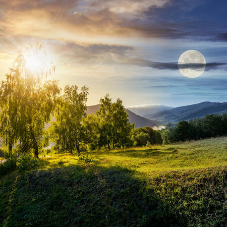 3. Sonne und Mond stehen sich gegenüber, das nennt man in der Astrologie „Opposition“ | Foto: (c) Pellinni - stock.adobe.com