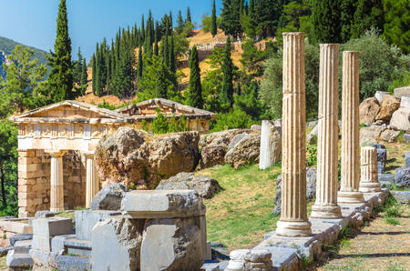 Orakel von Delphi - Ruinen | Foto: © iStockphoto.com/Gatsi